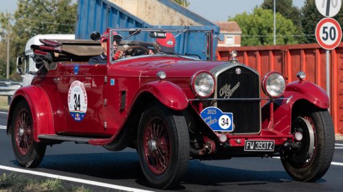 12 vintage cars that are ridiculously overpowered