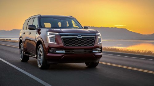 The three-row SUV nobody recommends that owners actually keep for 200,000 miles