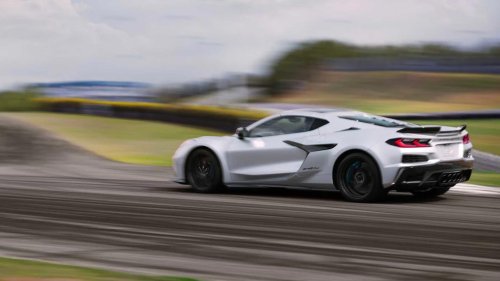 Surprise: The Corvette's big new V8 engine is a gas guzzler