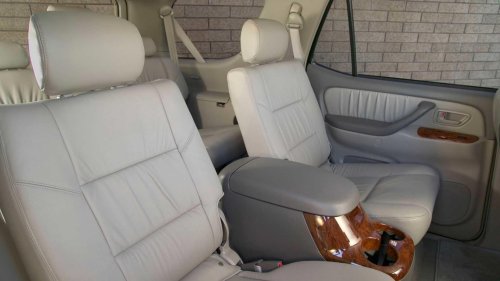 Toyota, Toyota Sequoia, The original Toyota Sequoia with legendary 2UZ-FE V8 is appreciating in value