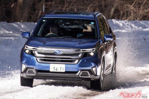 雪道でここまで違う? フォレスターの2モデルが別モノすぎた! ターボとハイブリッドの違いはどこ?
