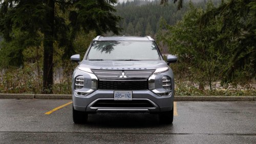 Nissan, Nissan Rogue, PHEV, Mitsubishi, Mitsubishi Outlander, 2026 Nissan Rogue PHEV vs. 2026 Mitsubishi Outlander PHEV: Three-row SUVs compared