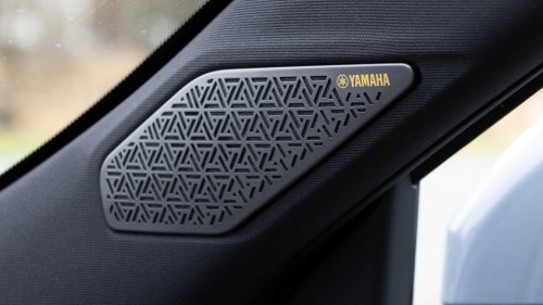 2026 Nissan Rogue PHEV vs. 2026 Mitsubishi Outlander PHEV: Three-row SUVs compared