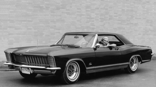 5 muscle cars from the '60s that look even cooler today