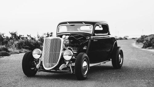 20 ways cars have evolved since their invention
