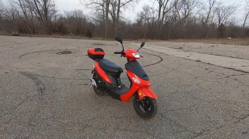 E-bike vs. moped: Pros, cons, and differences between them explained