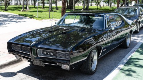 5 muscle cars from the '60s that look even cooler today