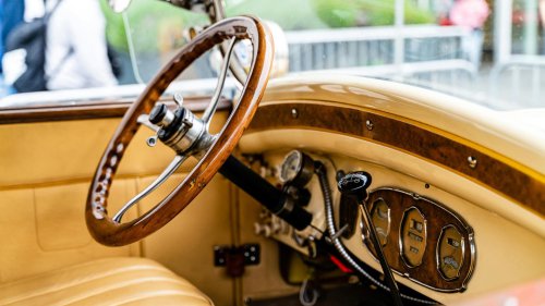 20 ways cars have evolved since their invention