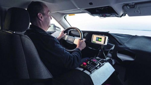 Jaguar | Jaguar muestra el interior de su nuevo eléctrico y no es tan lujoso como prometían