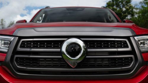 GWM se inspira en la receta del Aston Martin Valhalla y prepara un supercoche PHEV con motor V8 de 1.000 CV que llegará muy pronto