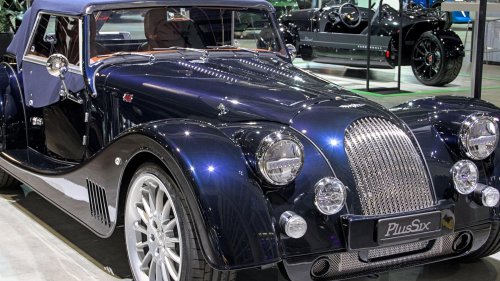 20 modern car designs that are blatant rip-offs of the classics