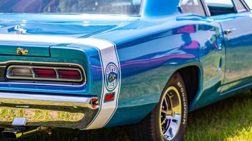 Muscle Cars, 6 legendary muscle cars built with the 440 'six pack' engine