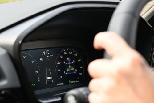 ファン待望?3年ぶりの日本復帰を果たしたホンダ「CR-V」に乗る!