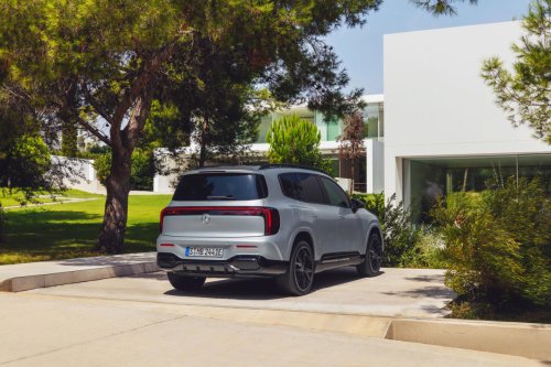 Mercedes-Benz, Mercedes-Benz targets higher volume after years of sliding sales