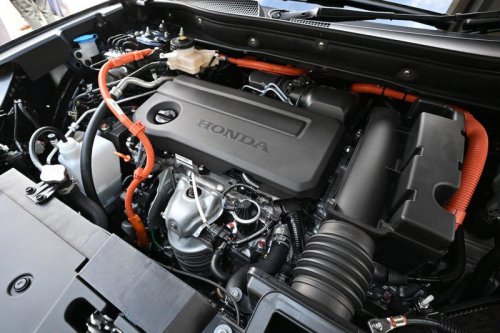 ファン待望?3年ぶりの日本復帰を果たしたホンダ「CR-V」に乗る!