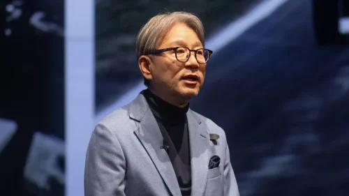 Toshihiro Mibe (64 años), CEO y presidente de Honda, sobre la producción en China: "No tenemos ninguna posibilidad contra esto"