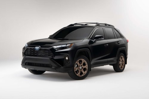 Edmunds: These are the used SUVs that hold their value best