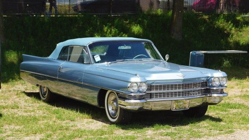 1963 Chrysler 300 vs 1963 Cadillac Series 62, one still feels special decades later