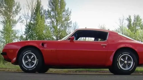 Forget the Hellcat: These 10 classic muscle cars deliver more soul, style, and daily driving joy. Are they actually better?