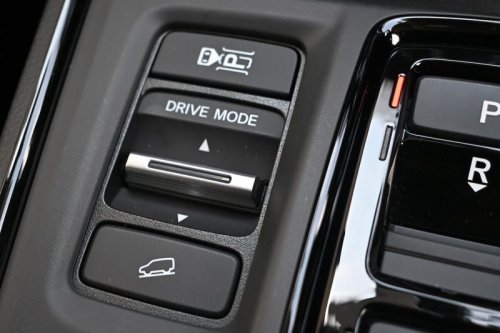 ファン待望?3年ぶりの日本復帰を果たしたホンダ「CR-V」に乗る!