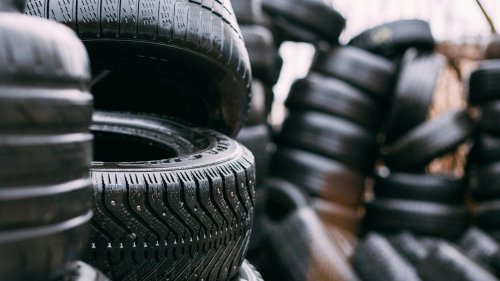 20 reasons it’s time to give up the highway (and stick to local roads)