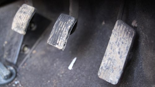 6 beginner tips to learn manual transmission shifting