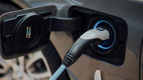 20 reasons it’s time to give up the highway (and stick to local roads)