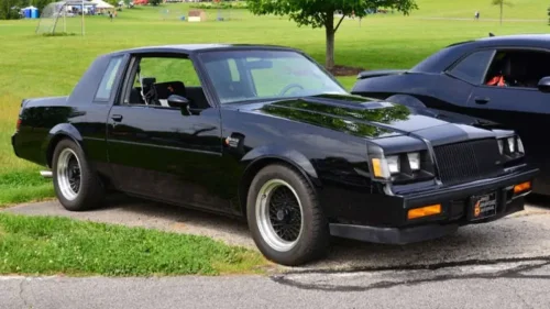 Forget the Hellcat: These 10 classic muscle cars deliver more soul, style, and daily driving joy. Are they actually better?