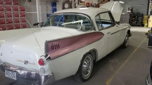 Forget the Hellcat: These 10 classic muscle cars deliver more soul, style, and daily driving joy. Are they actually better?