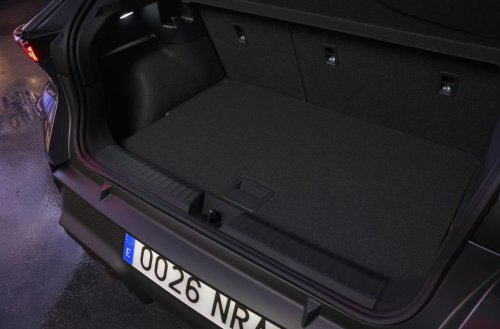 Nos subimos al Cupra Raval: descubrimos por completo el eléctrico español de 26.000 euros