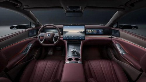 BYD ya pone precio a los primeros Denza en España: Z9GT y D9 marcan un salto claro de posicionamiento y no son baratos