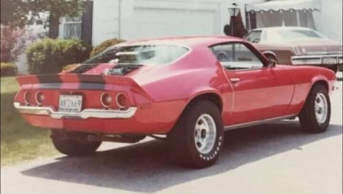 17 light ’em up photos of vintage muscle cars