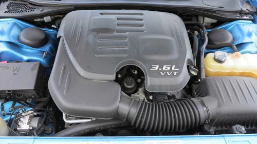 Dodge's V6-powered Challenger SXT could be the bargain muscle car you're looking for