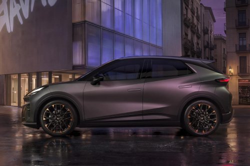 Finalmente se presenta el Cupra Raval: un coche urbano eléctrico pequeño y asequible