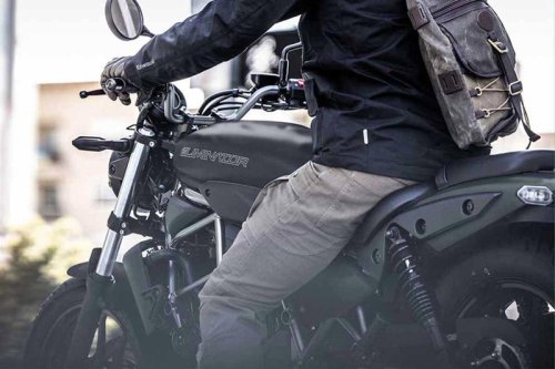 中免で乗れるのに独特な雰囲気があるのがイイね! 足つきもよく乗りやすい 新車で買える「400cc以下のクルーザー」モデル3選