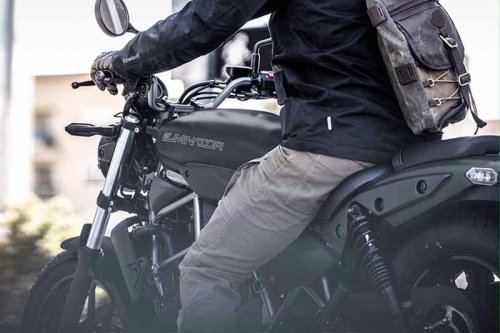 中免で乗れるのに独特な雰囲気があるのがイイね! 足つきもよく乗りやすい 新車で買える「400cc以下のクルーザー」モデル3選