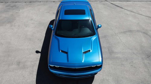 Dodge's V6-powered Challenger SXT could be the bargain muscle car you're looking for