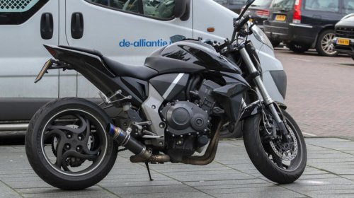 12 overpowered motorcycles beginners should steer clear of