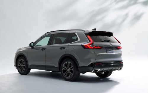 【ホンダ新型CR-V】導入ナシから異例の日本復活! 世界的人気SUV、ファン待望の6代目に熱視線