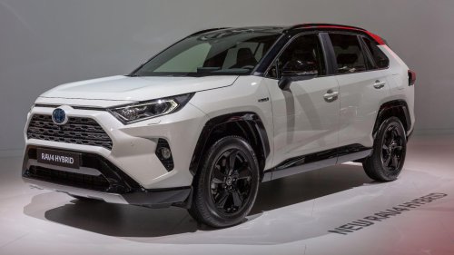 10 reasons a RAV4 is still a smart choice &amp; 10 reasons you should forget about it