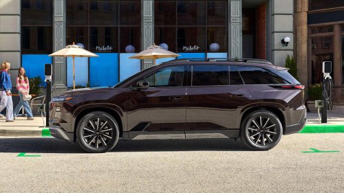 New Subaru Getaway vs. 2026 Kia EV9: Family SUVs Compared