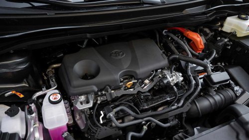 The 2025 Toyota Sienna is built for families who hate minivans