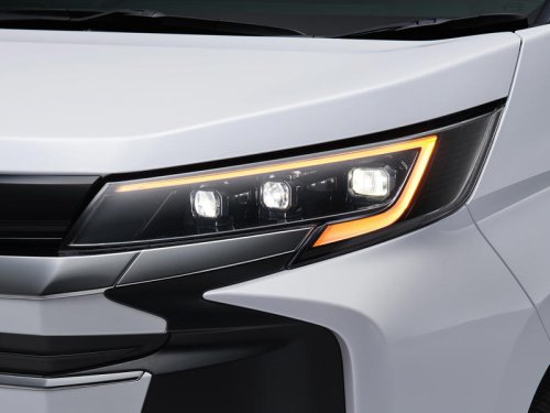 トヨタがミニバン「ノア」を一部改良 エアロデザインの新グレード「S-X」を新規設定