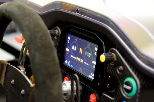 Este intimidante deportivo vuelve a la carga con su versión más despiadada: ¿estás listo?