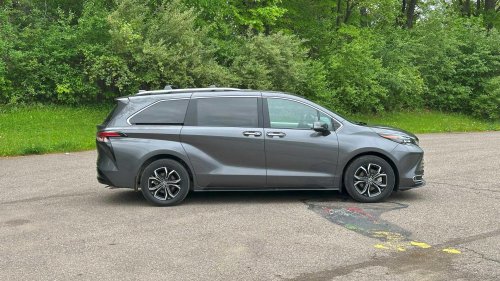 Toyota, The 2025 Toyota Sienna is built for families who hate minivans