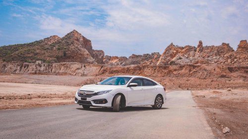 10 lame things about driving a Honda Civic &amp; 10 reasons we still love it