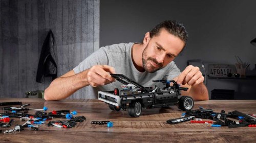 12 of the best LEGO car sets ever made
