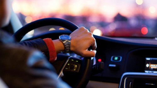 10 lame things about driving a Honda Civic &amp; 10 reasons we still love it