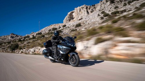The touring bike that balances smoothness, power, and interstate confidence
