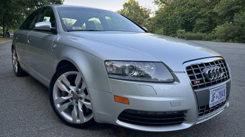 Lexus LS600h review: World's first V8 hybrid sleeper under $8K